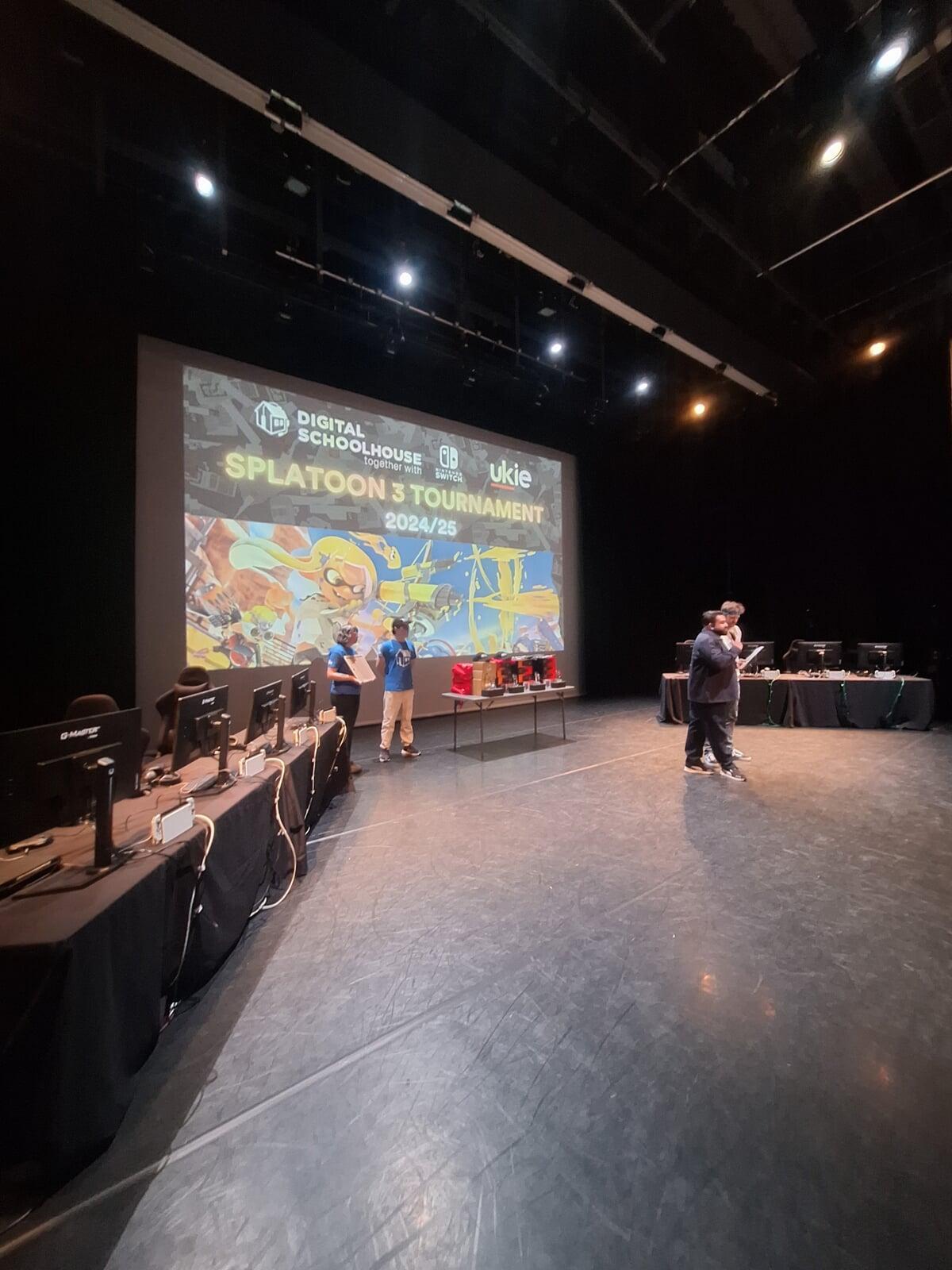 Bowie The Hero and Nimmz practice their presentation for the Grand Final